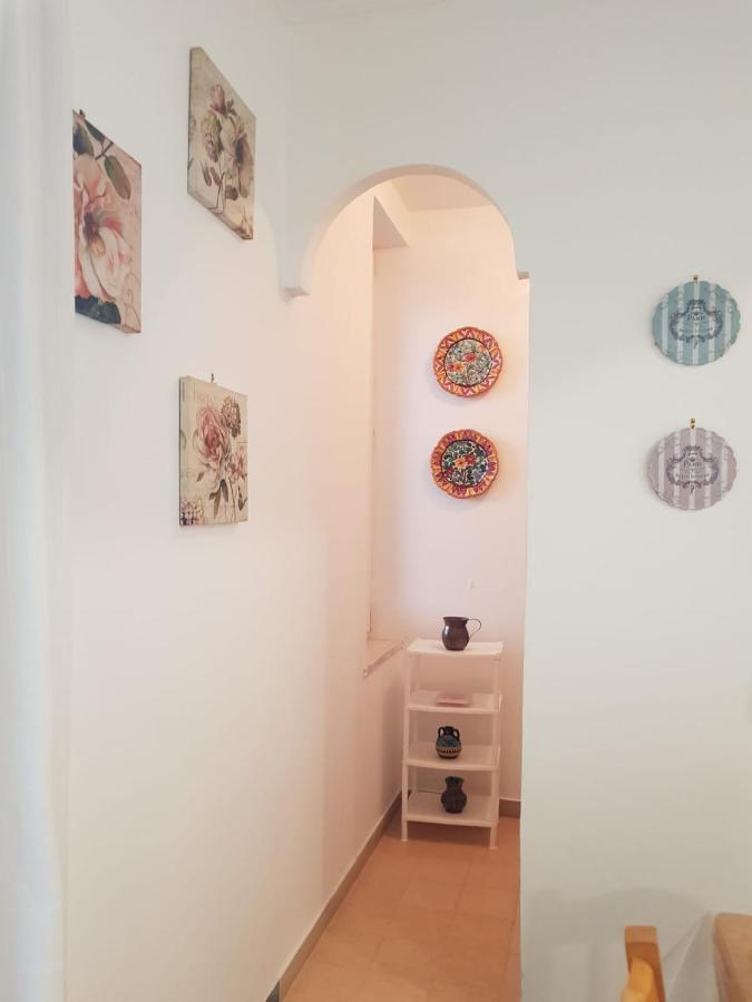 La Casa Di Rosa - Casa Vacanze Meta Eksteriør billede
